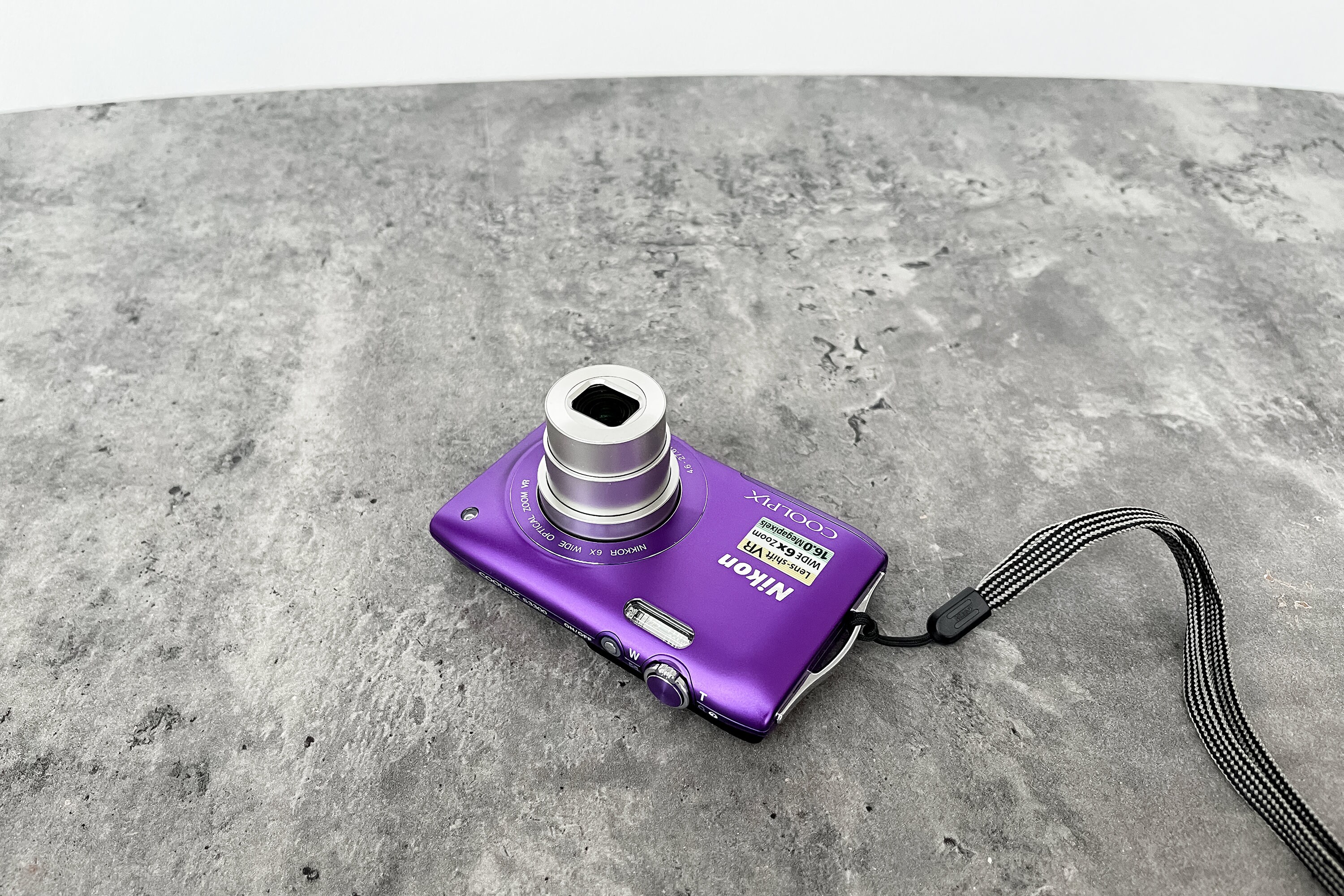 Digital Camera Nikon Coolpix S3300 Purple / Vintage Digital