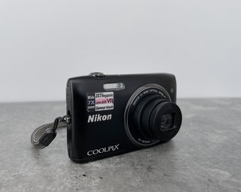 Digital Camera Nikon Coolpix S3500 Black / Vintage Digital Digital Camera Nikon Coolpix S3500 Black / Vintage Digital