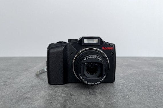 Digital Camera Kodak Easyshare Z915 / Vintage Digital Camera