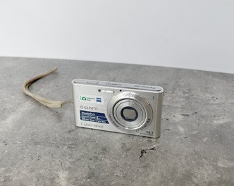 Digital Camera Sony Cyber-shot DSC-W320 Silver / Vintage