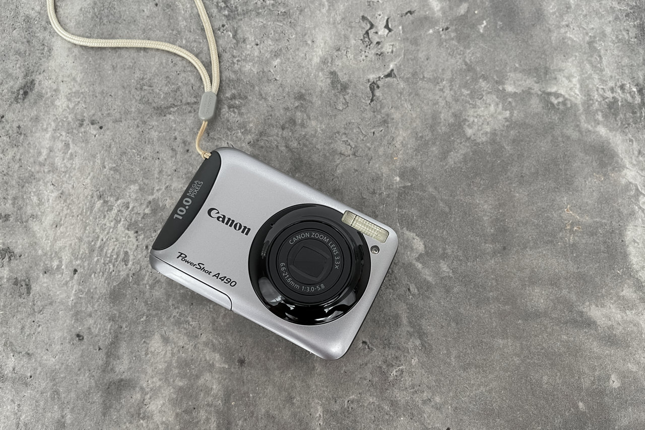 ジャンク品 Canon PowerShot A490 10.0メガピクセル Canon