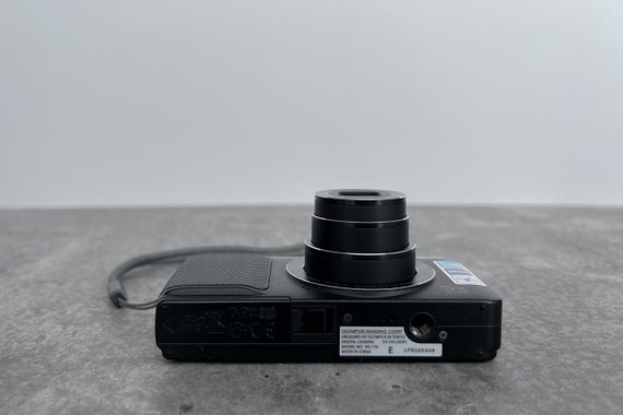 Digital Camera Olympus VG-170 Black / Vintage Digital Camera