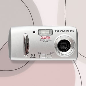 Digital Camera Olympus C-180 / Vintage Digital Camera / Olympus cameras
