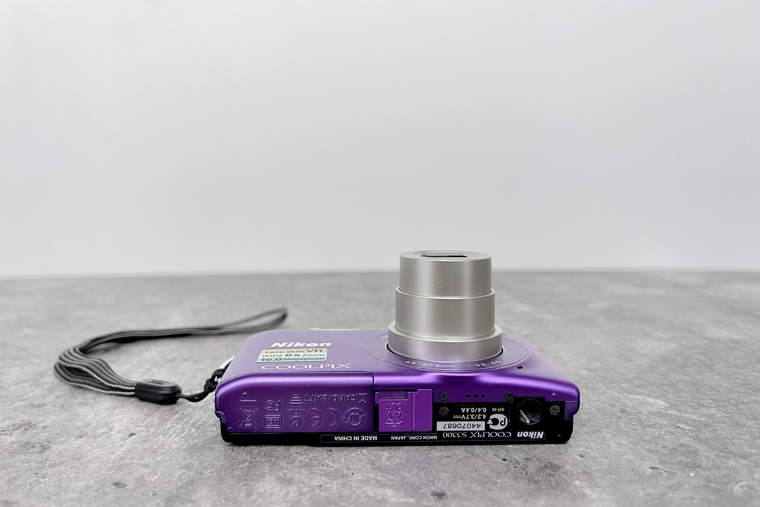 Digital Camera Nikon Coolpix S3300 Purple / Vintage Digital Digital Camera Nikon Coolpix S3300 Purple / Vintage Digital