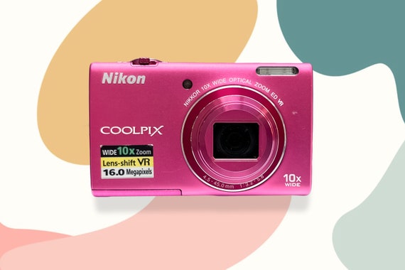 Digital Camera Nikon Coolpix S6200 Pink / Vintage Digital