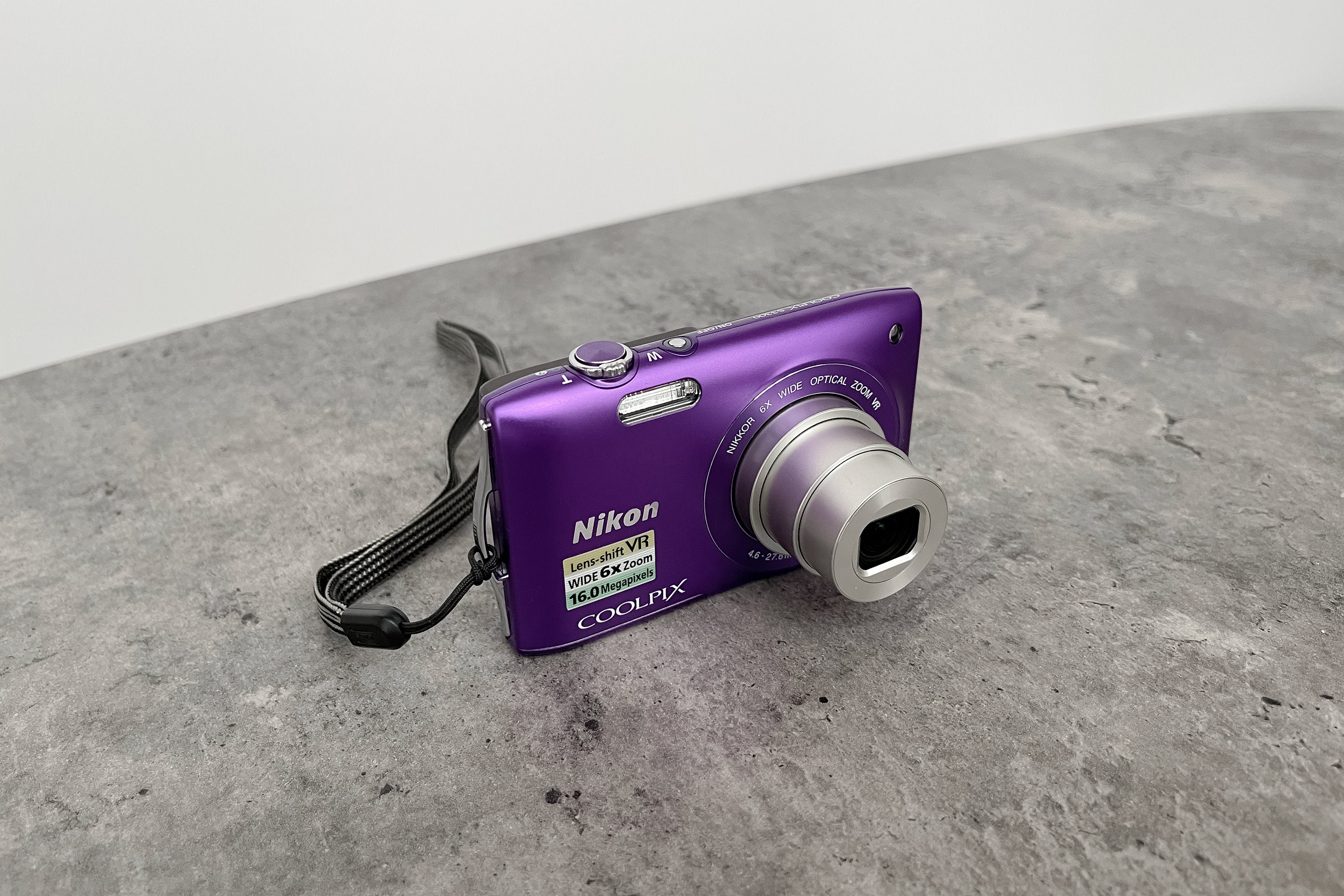 Digital Camera Nikon Coolpix S3300 Purple / Vintage Digital Digital Camera Nikon Coolpix S3300 Purple / Vintage Digital