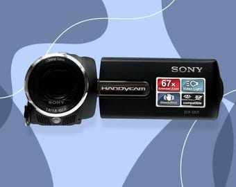 Vintage Sony DCR-PC101 Minidv Memory Stick Digital Video Camcorder