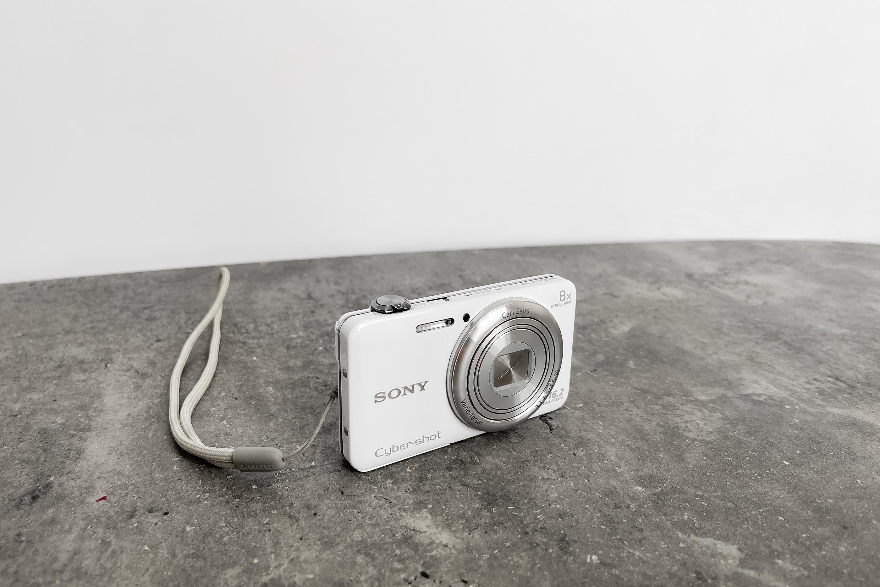 SONY Cyber-shot DSC-WX60 デジカメ ソニー ホワイト Sony Digital Camera DSC-WX60 Cyber Shot White 8.0x 16.2MP Compact