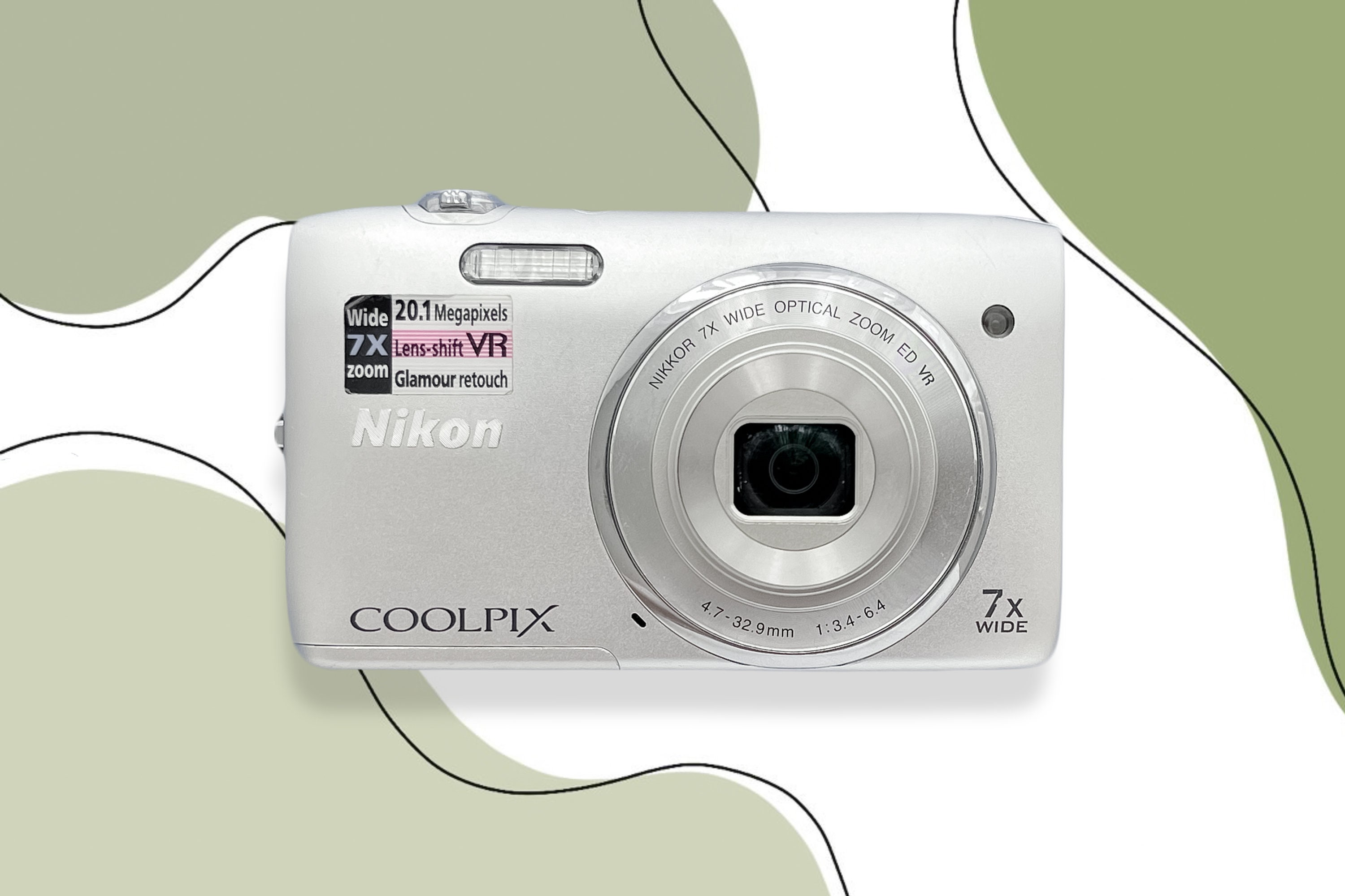 Digital Camera Nikon Coolpix S3500 Silver / Vintage Digital Digital Camera Nikon Coolpix S3500 Silver / Vintage Digital