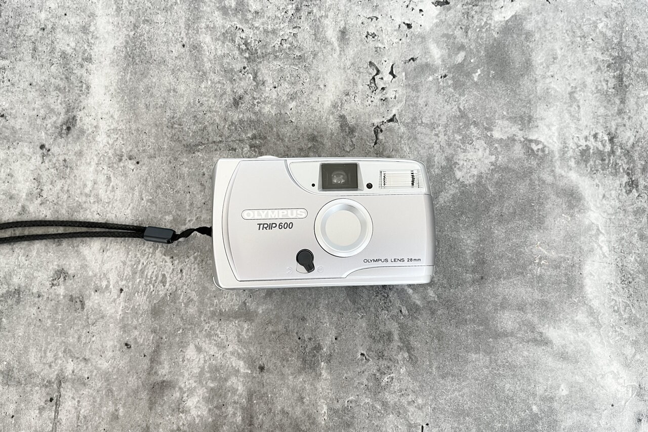 Olympus TRIP 600 / Vintage Film Camera 35 Mm / Point and
