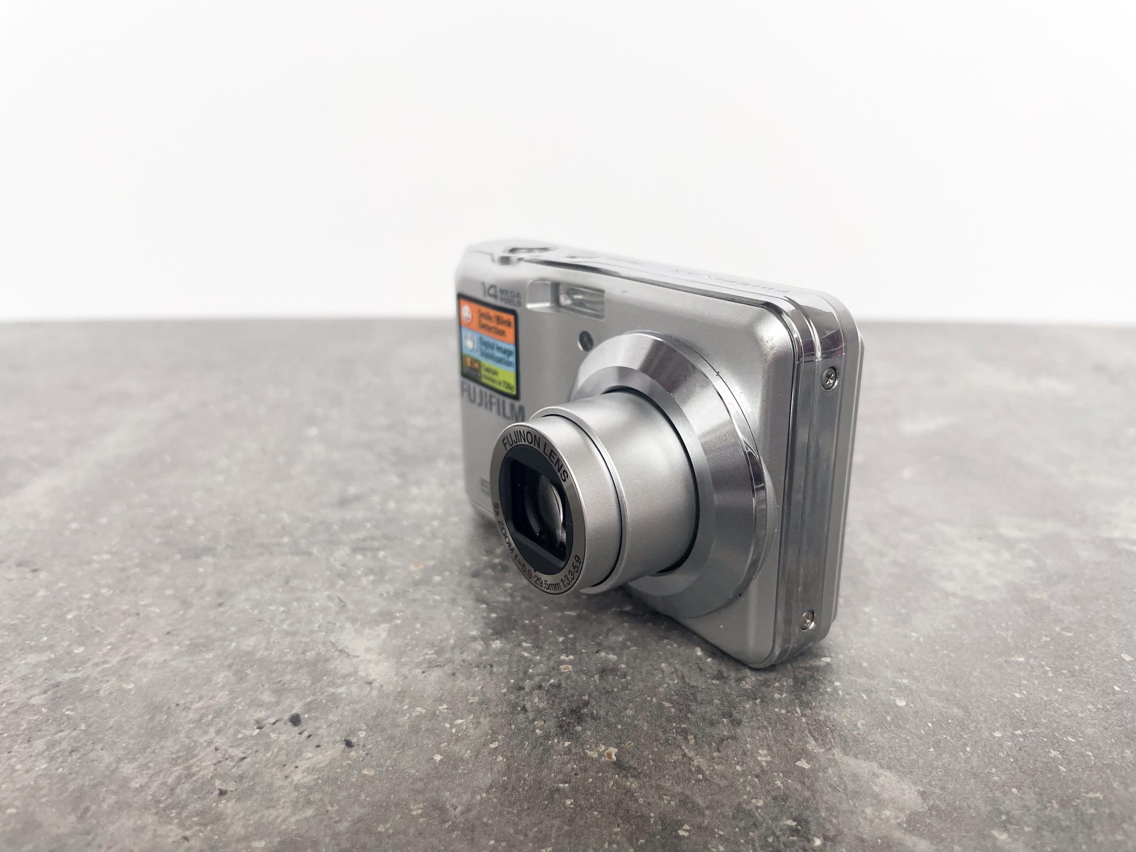 ヴィンテージ 富士フイルム FinePix AX300 デジタルカメラ：14 MP