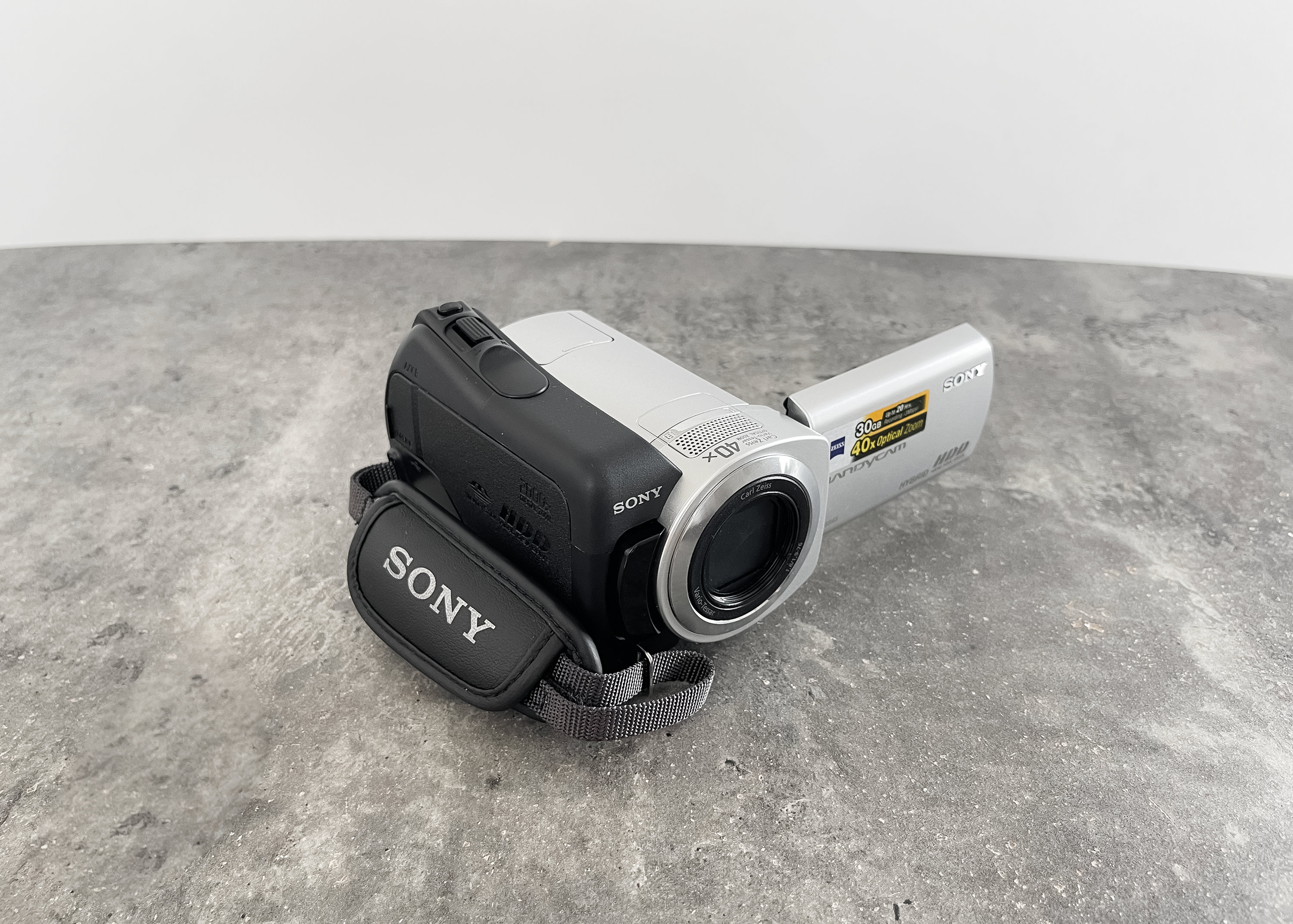 Digital Camera Sony DCR-SR 45 / Vintage Digital Camera
