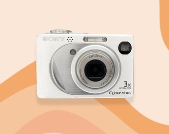 Sony Cyber-shot DSC-P31 2.0MP Digital Camera - Silver - Etsy
