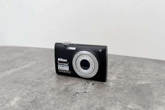 Nikon COOLPIX S500 アーバンブラック Amazon | Nikon デジタルカメラ COOLPIX(クールピクス) S500 710