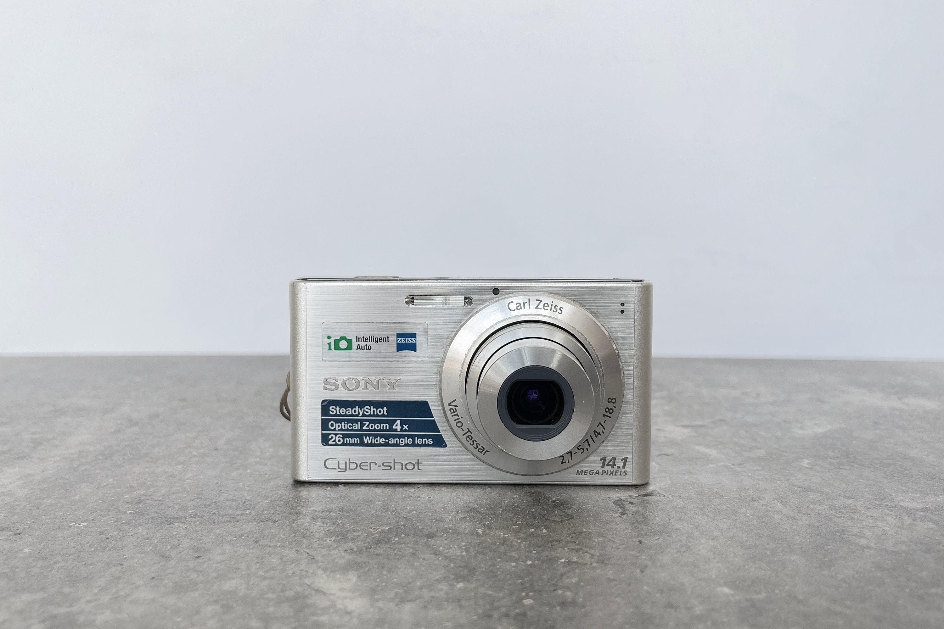 Digital Camera Sony Cyber-shot DSC-W320 Silver / Vintage