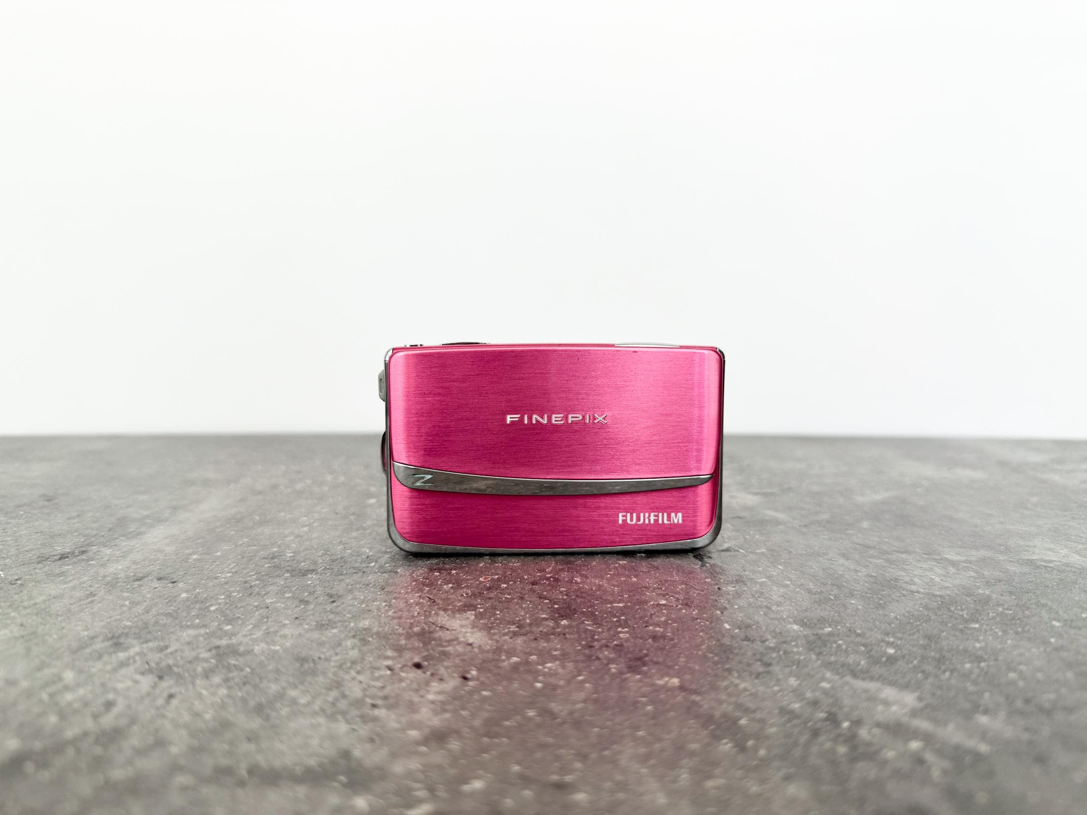 Pink Fujifilm Finepix Z80 Digital Camera: 14 MP, 5x Optical