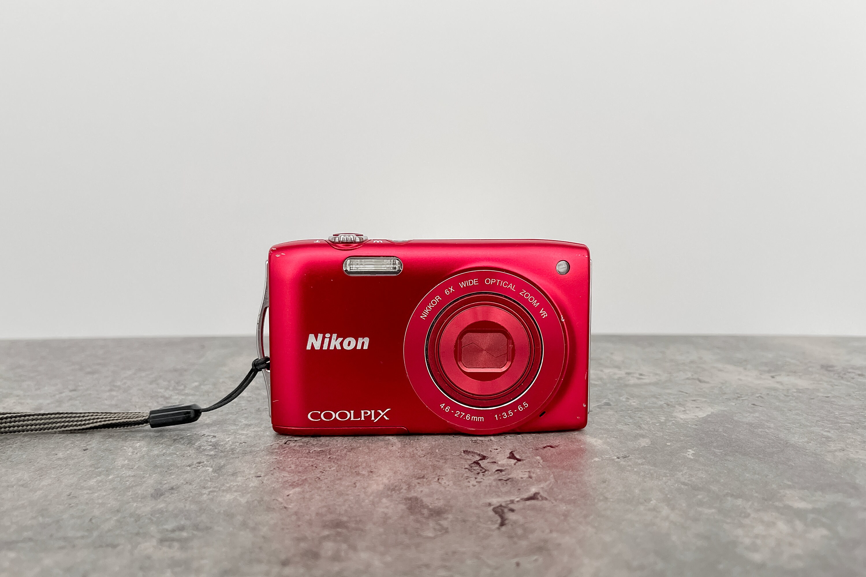 3123 Nikon COOLPIX S4300 レッド Amazon.com : Nikon COOLPIX S4300 16 MP Digital Camera with