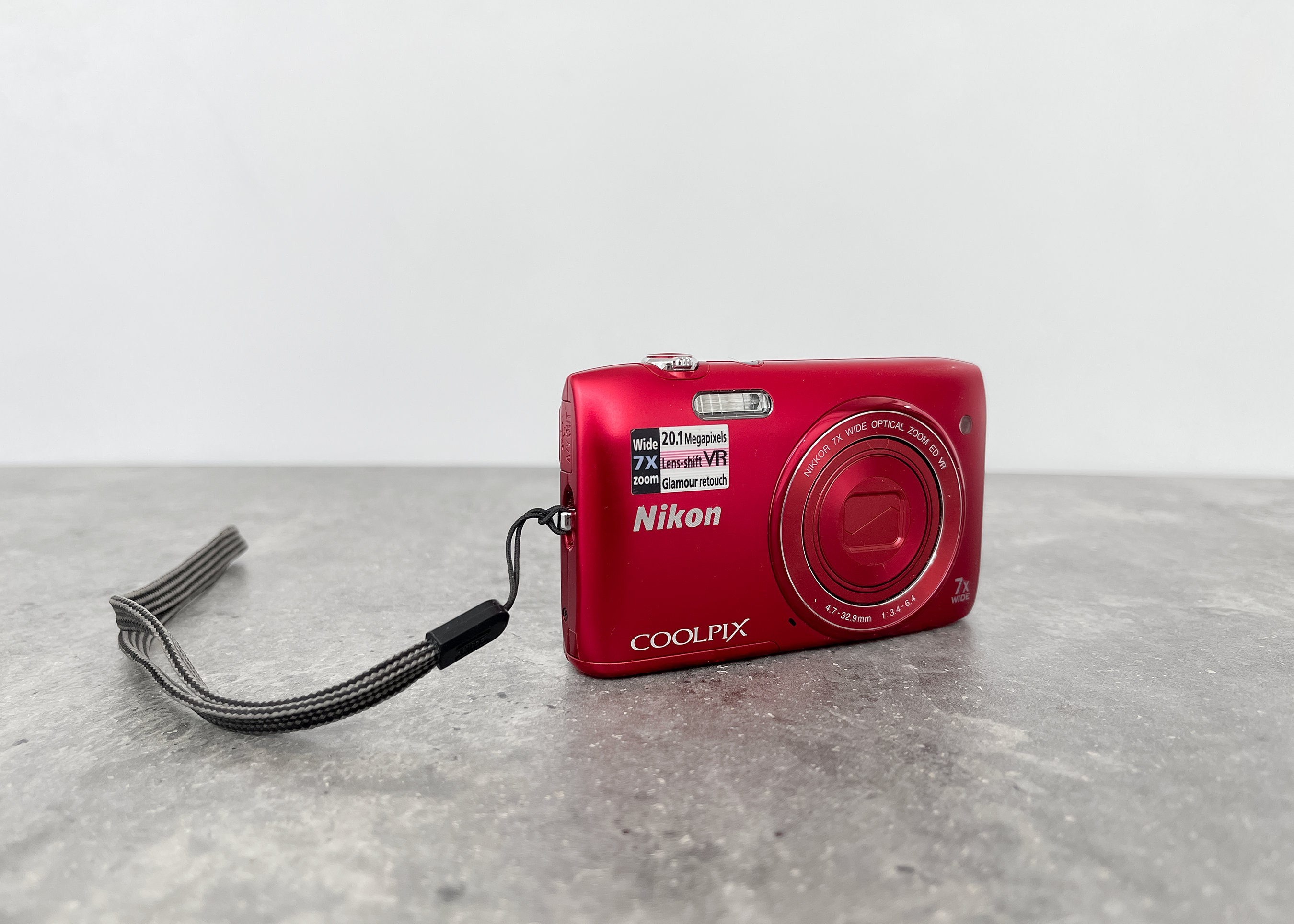 Red Nikon Coolpix S3500: 20.1MP, 7x Zoom Vintage Digital Camera - Etsy