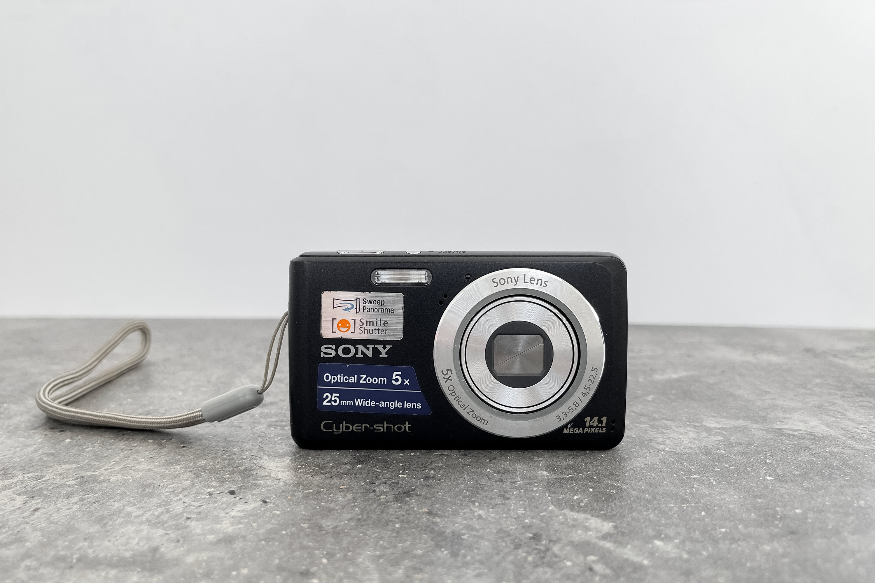 SONY デジタルカメラ 20.1メガピクセル Sony Cyber-shot DSC-W520: Black Vintage Digital Camera - Etsy