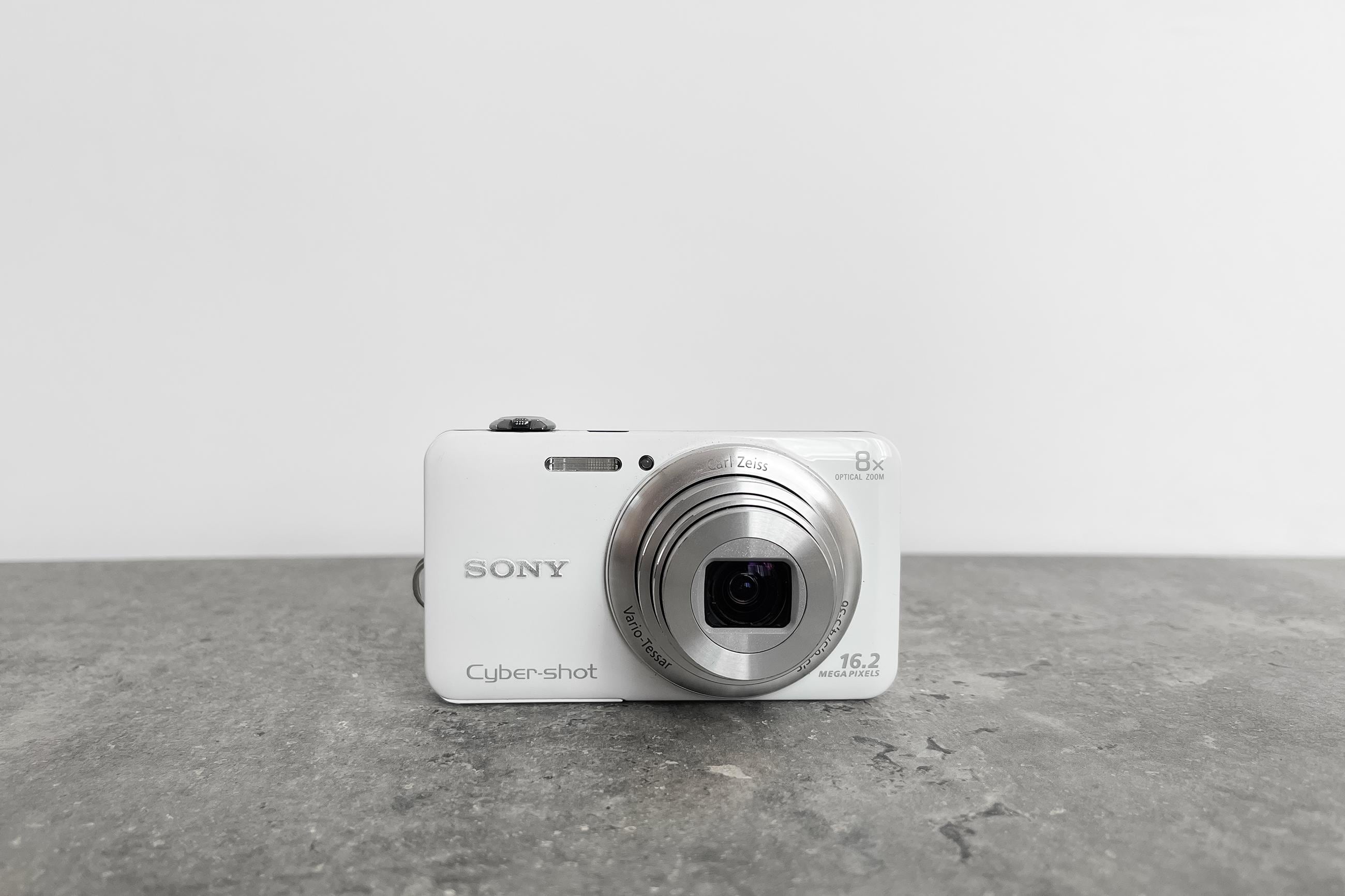Digital Camera Sony Cyber-shot DSC-WX60 White / Vintage Digital