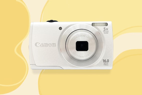 Canon PowerShot A2600 シルバー Canon PowerShot A2600 Digital Camera - Metallic Silver