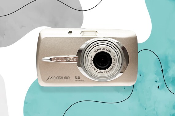 Digital Camera Olympus Mju DIGITAL 600 / Vintage µ DIGITAL
