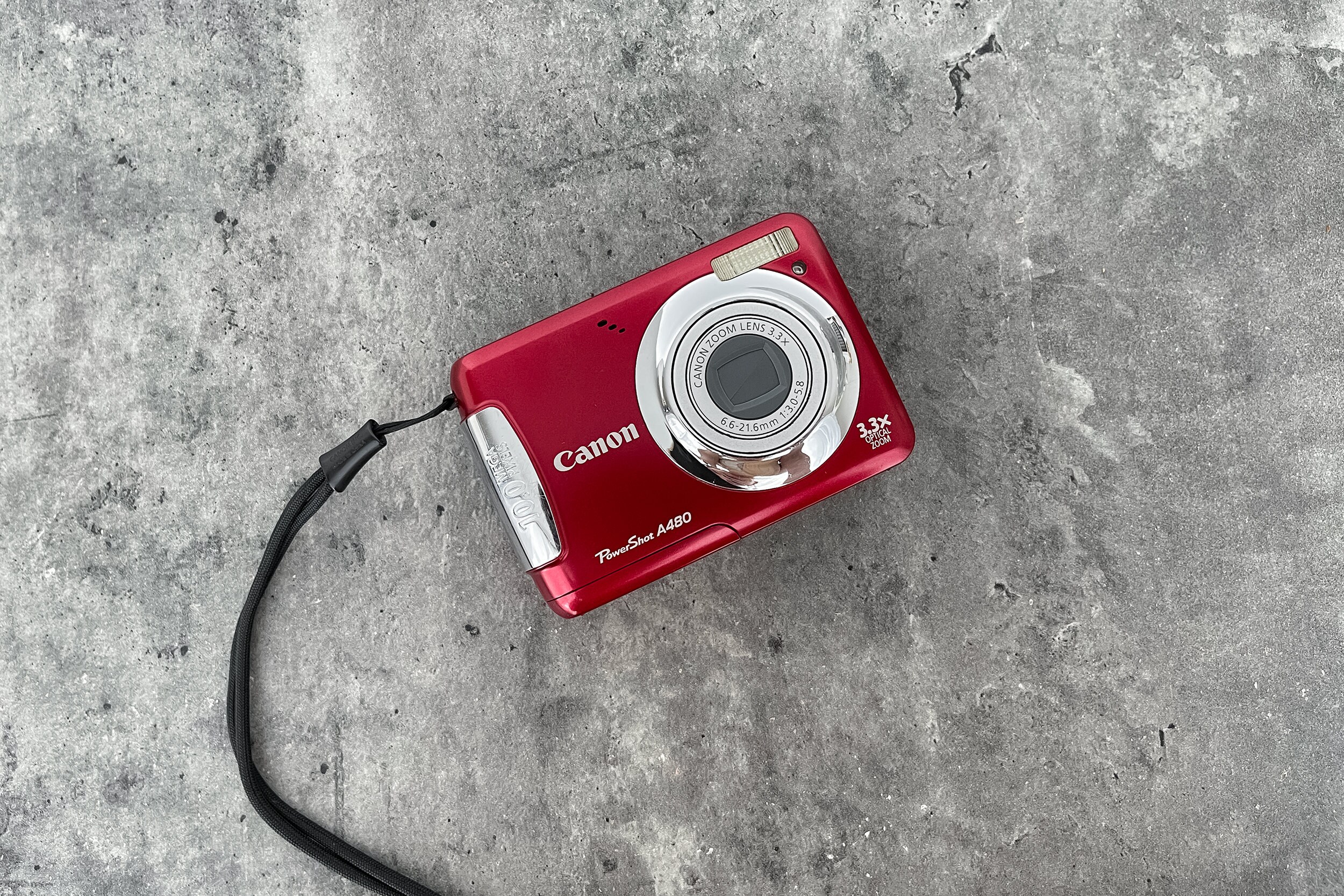 Canon PowerShot A480 レッド Canon PowerShot A480 (Red) 10-megapixel digital camera with