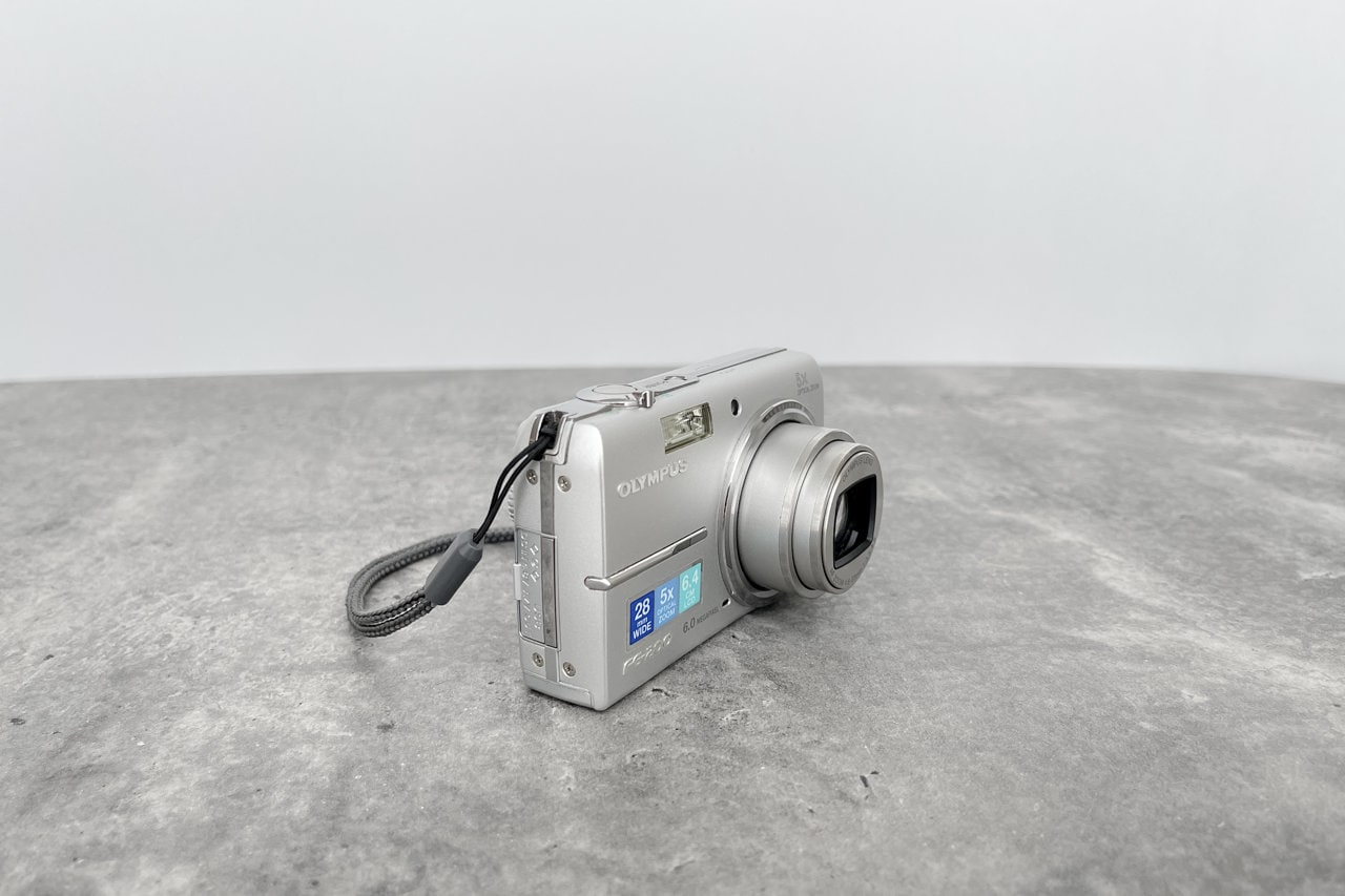 Olympus FE-200 Digital Camera: 6.0 MP, 5x Optical Zoom - Etsy