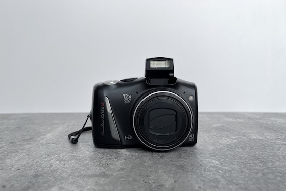 Digital Camera Canon Powershot SX150 IS / Vintage Digital Digital Camera Canon Powershot SX150 IS / Vintage Digital
