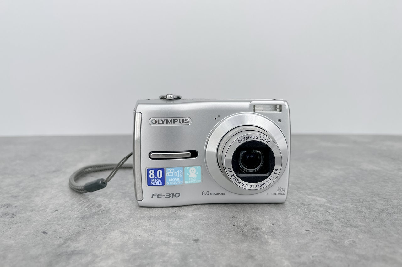 Vintage Olympus FE-310 Digital Camera - Silver 8.0 Megapixel