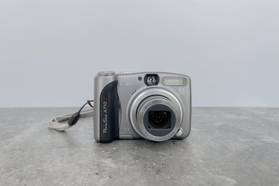 日*0様 M14813 Canon PowerShot A710 IS デジタル Canon PowerShot A710 IS 7.1MP Digital Camera - Metallic gray