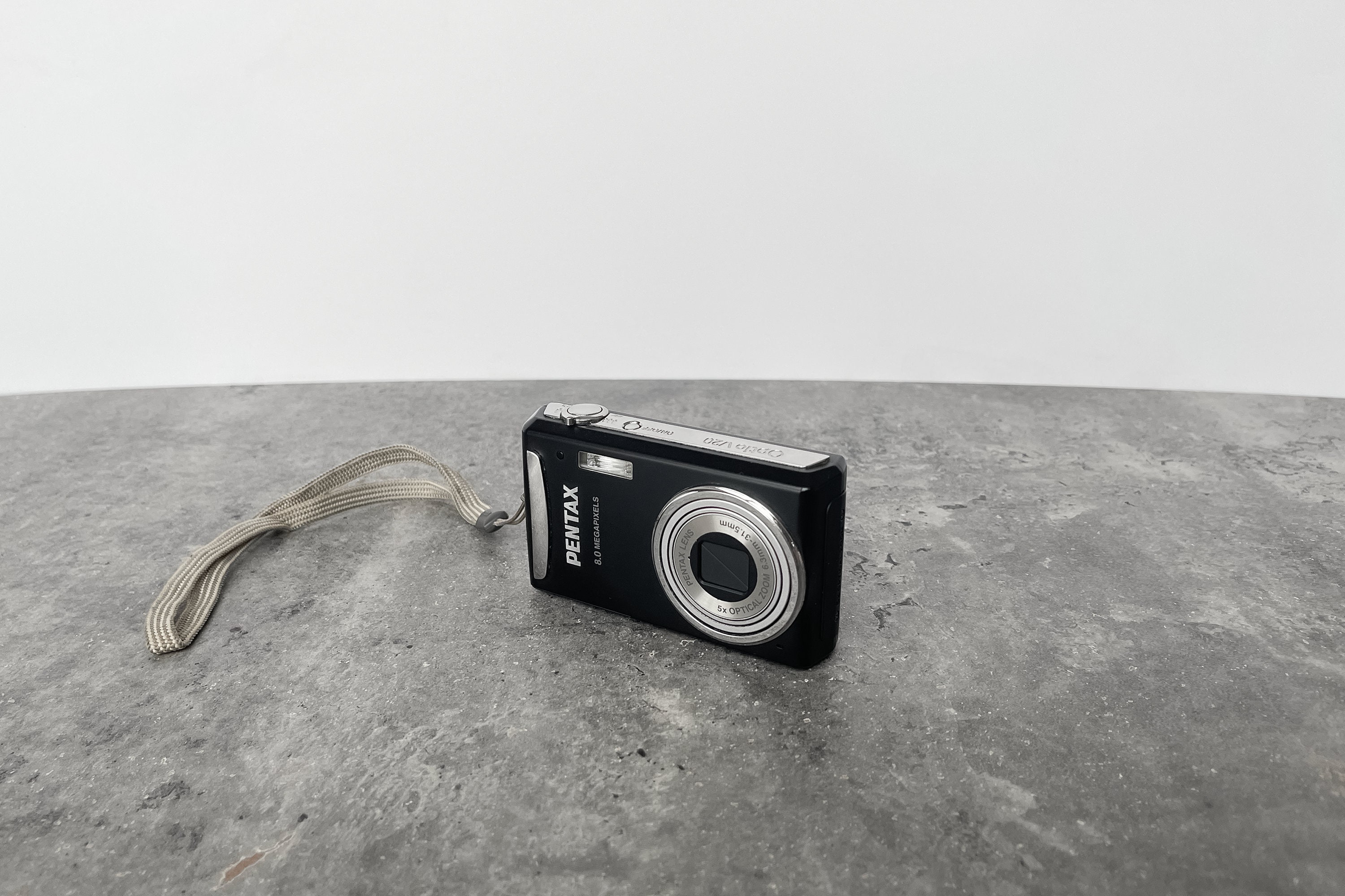 Vintage Pentax Optio V2 Digital Camera - 8MP, 5x Optical