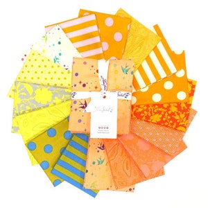 Tula&#39;s True Colors Goldfish - 16 Pieces Fat Quarter Bundle by Tula Pink for Freespirit