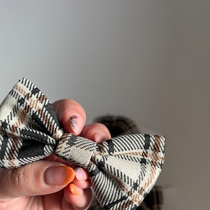 BABY HEADBAND | brown tartan bow |  baby clothes | handmade baby accessory | new baby gift | handmade | school hair bows | hair bow