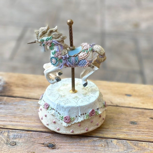 Vintage Musical Carousel Horse, Merry-Go-Around Musical Carousel, Memorabilia, Musical Gifts, Vintage Accents, Vintage Carousel