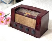 Good Old Tube Radio - RCA Victor Radio - Vintage Radio - Retro Radio - Antique Radio - Vintage Decor - Antique Decor - Props - Movie Props