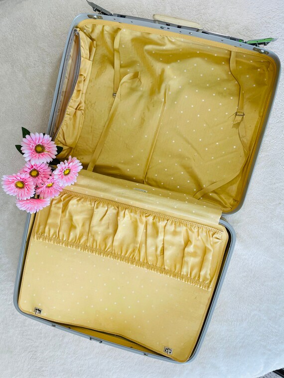 Large Vintage Samsonite Suitcase, Large Vintage L… - image 2