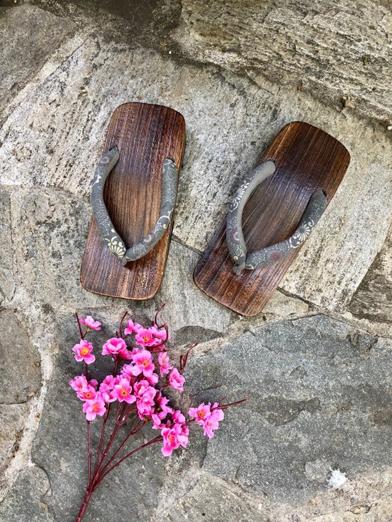Geisha Slippers - Japanese Shoes - Japanese Geisha