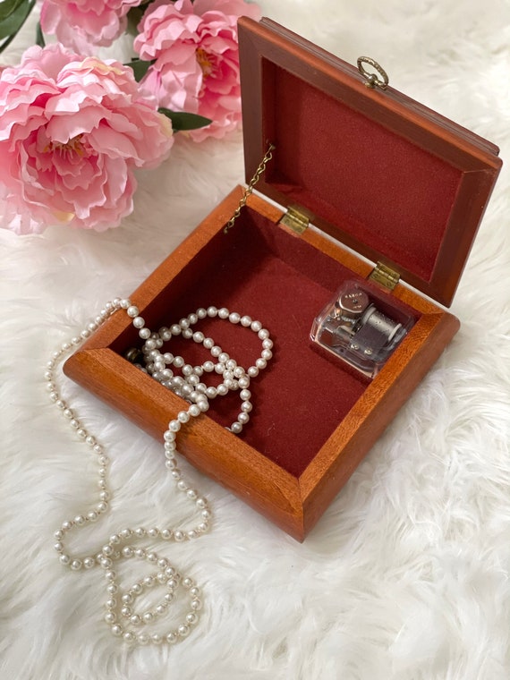 Vintage Musical Jewelry Box - Jewelry Box - Victo… - image 10