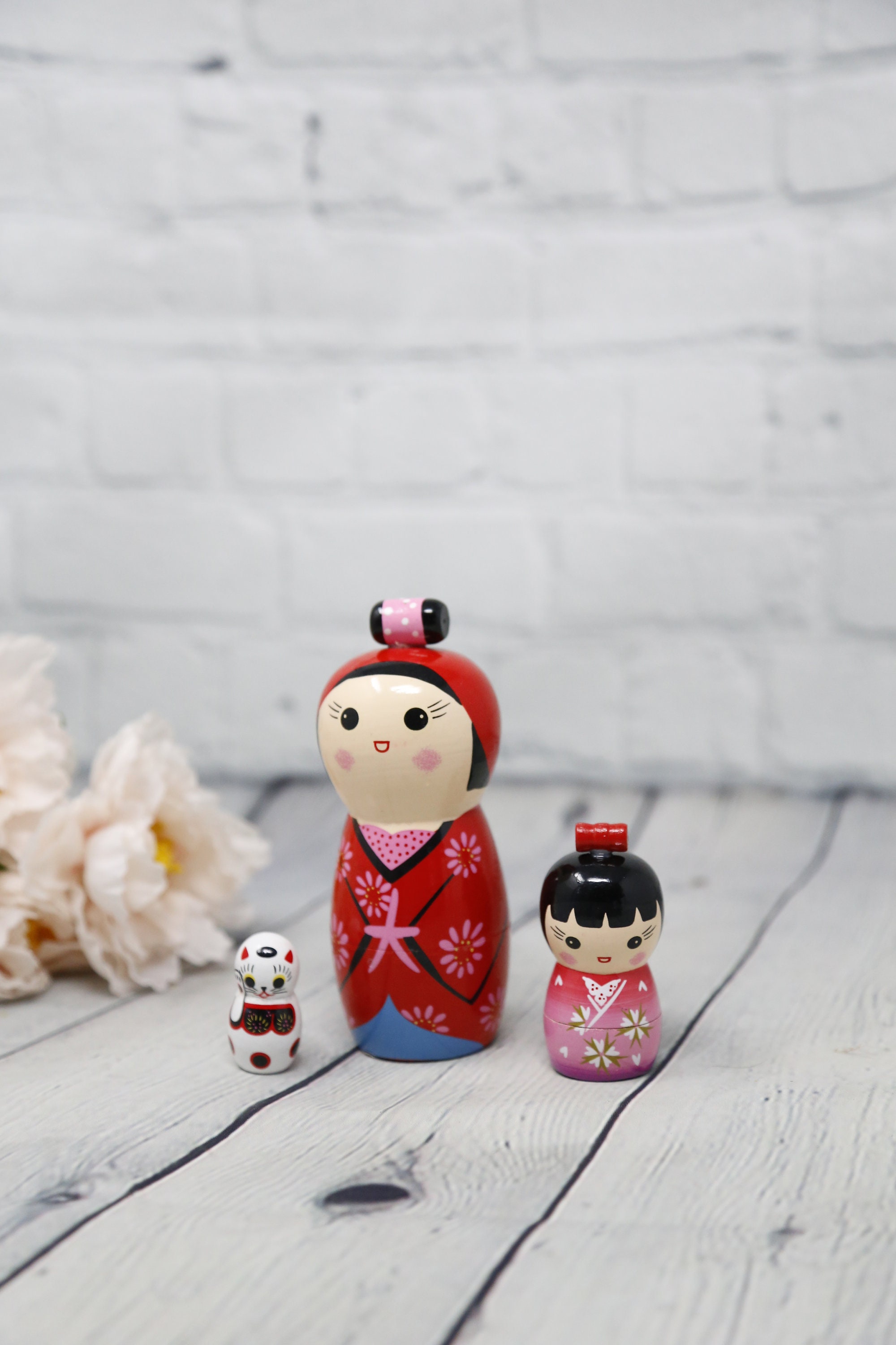 vintage japanese nesting dolls