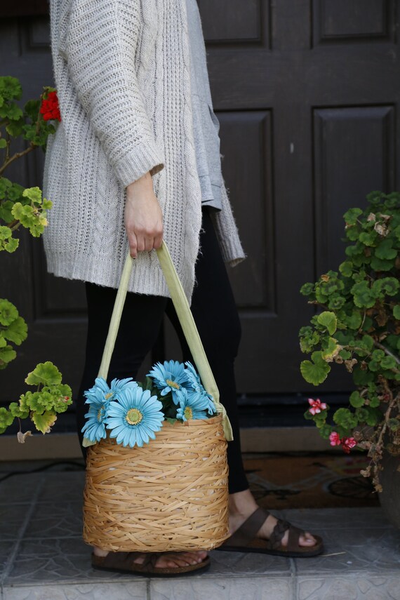 Vintage Picnic Spring Basket - Basket Bag - Basket