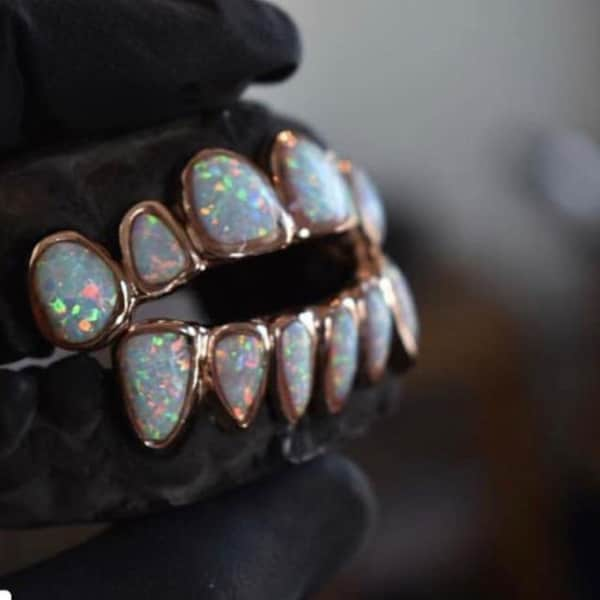 10K Lab Created Gemstone Grillz- (Single Cap)