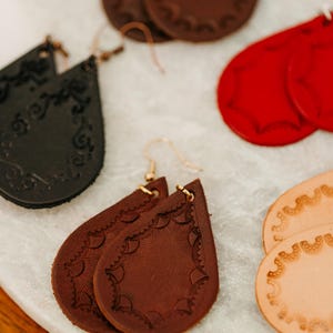 Handmade Leather Earrings | Engraved Leather earrings | Earrings for her | Leather jewelry | Leather drop earring | Leather dangle earrings