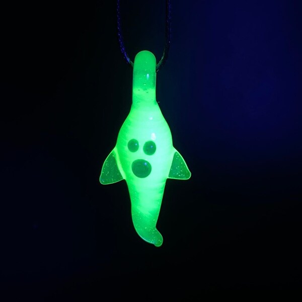Borosilicate Glass Ghost Pendant || Green Uranium Jewelry|| Boro Glass Pendy Glows UV Reactive || Glass Lampwork Necklace
