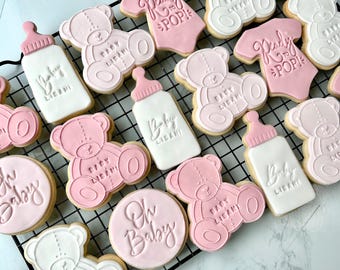 Baby Shower personalised biscuits - baby shower cookies - baby shower favours - biscuit favours - mum to be