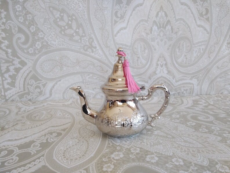 Authentic Small Moroccan Teapot Handmade Serving 320 Ml 3 Tea Cups