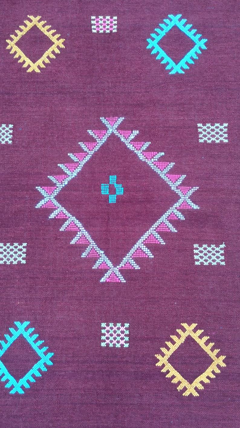 145 X 92 cm Light Moroccan Kilim rug authentic Highest Quality Berber Carpet 57\u2019\u2019 X 36\u2019\u2019