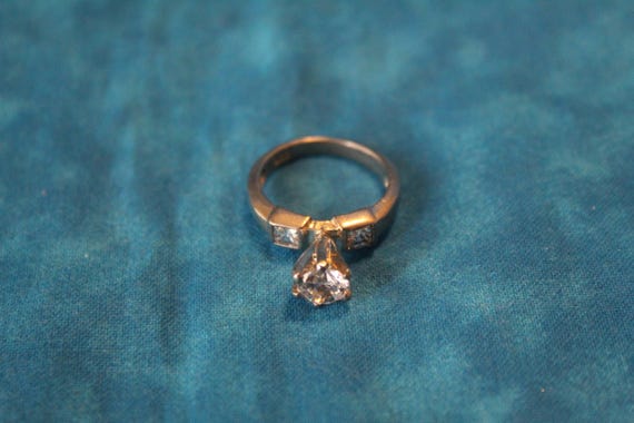 Solitaire Sterling Silver Ring - image 4