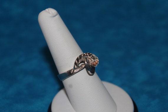 Swirly Sterling Silver Ring - image 3