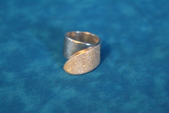 Wrap Around Sterling Silver Ring - image 4